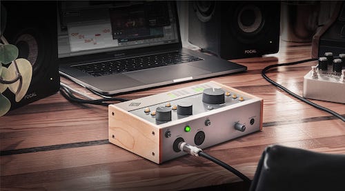 The 10 Best USB Audio Interfaces for Studios_2