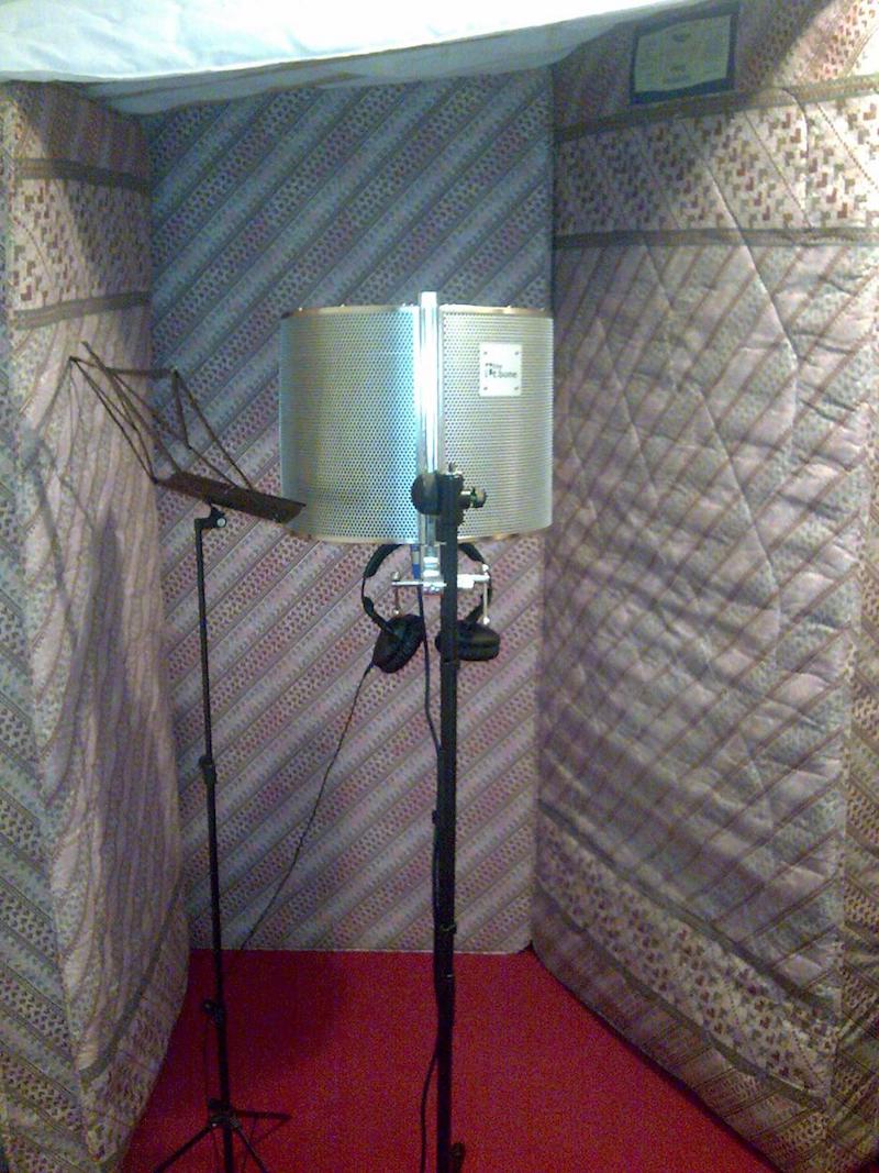 make vocal booth