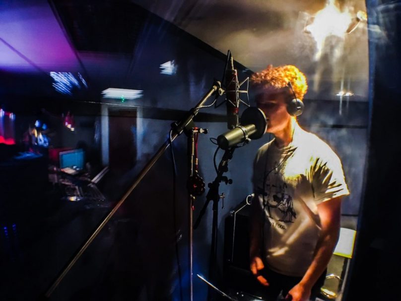 5 Vocal Reverb Tips That Will Level Up Your Mixes