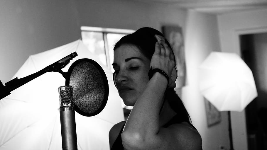 What Does a Pop Filter Do? Recording Vocals
