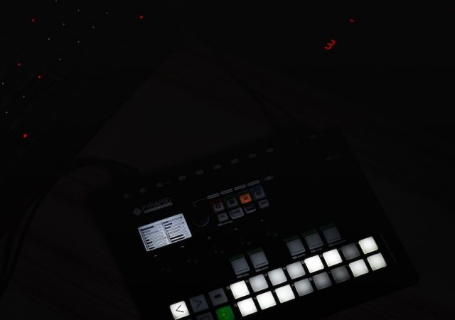 Squarp Pyramid Review- 64-Track Sequencer