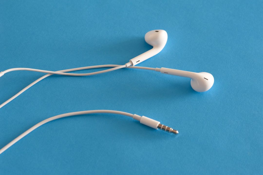 What Are Apple Earbuds?