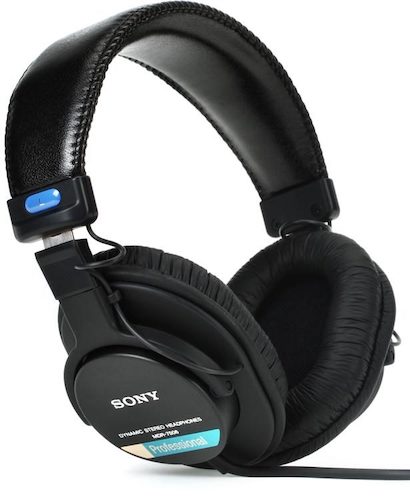 The Best Headphones for Digital Piano Players in 2022_4