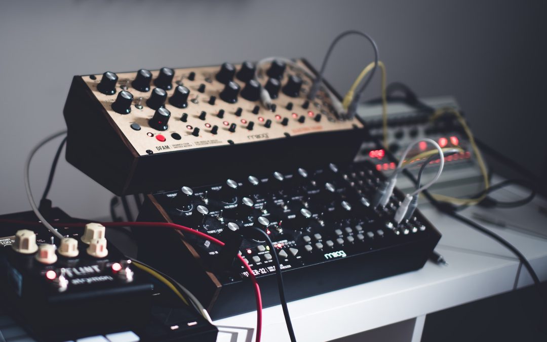 The 6 Best Desktop Synths for Home Use & Live Performance [2023 Guide]